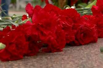 Кладбище цветы