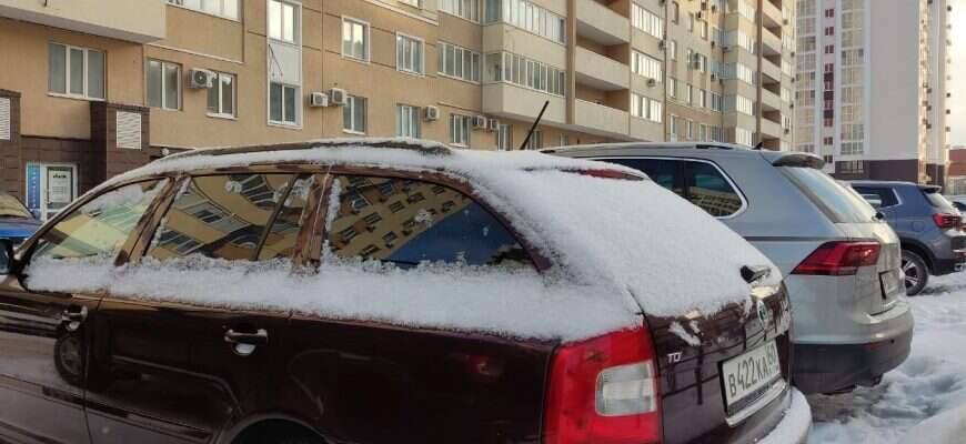 автомобиль машина зима снег