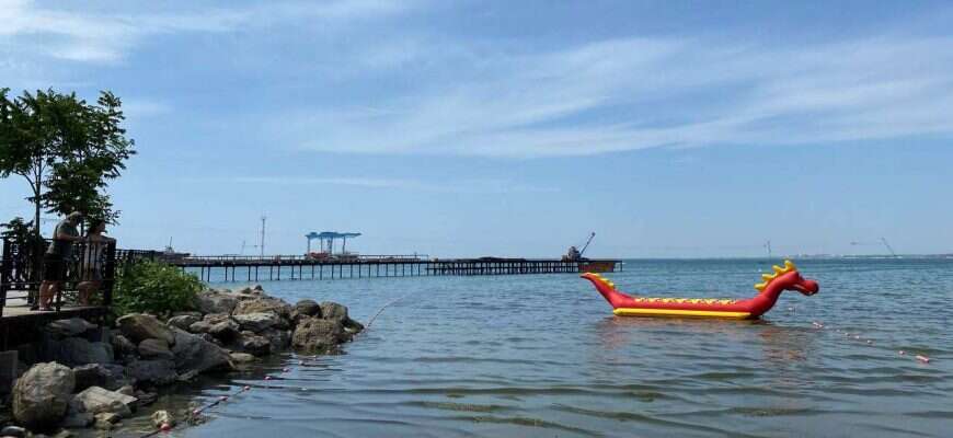 море отдых пляж Анапа банан в воде