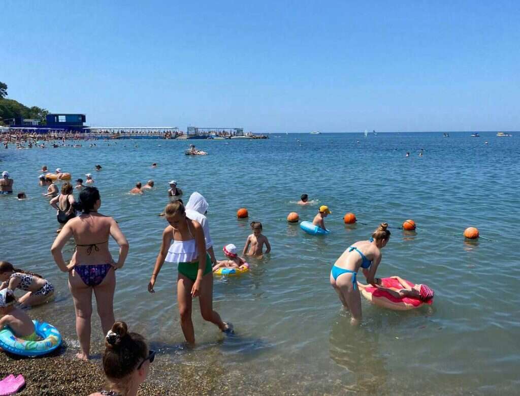 море отдых пляж Анапа люди