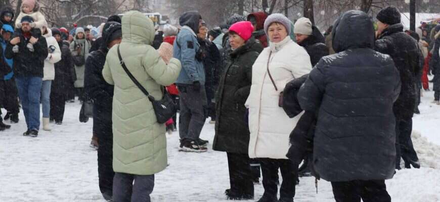 пенсионеры зима