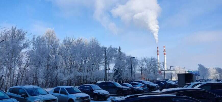 зима котельная жку трубы дым автомобили