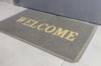 коврик дверь подъезд