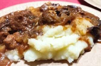 пюре с мясом еда