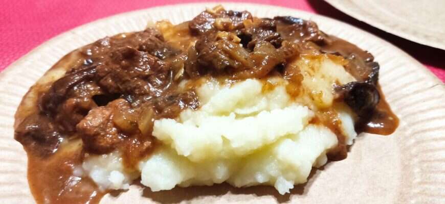 пюре с мясом еда