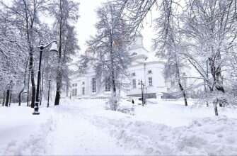 собор церковь зима снег