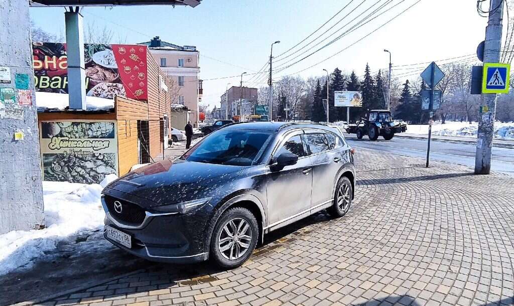 парковка на тротуаре