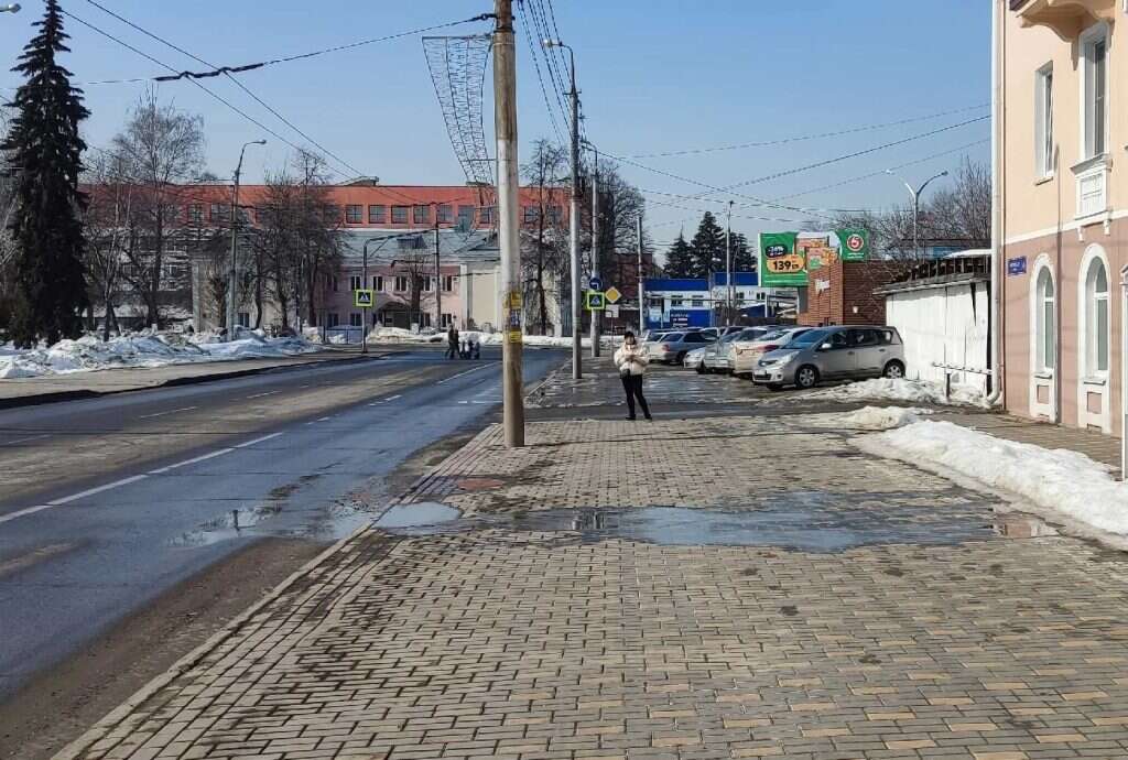 парковка на тротуаре