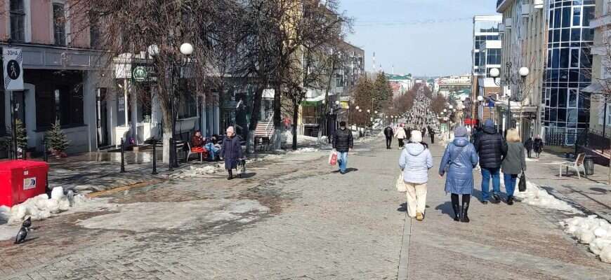 весна город люди