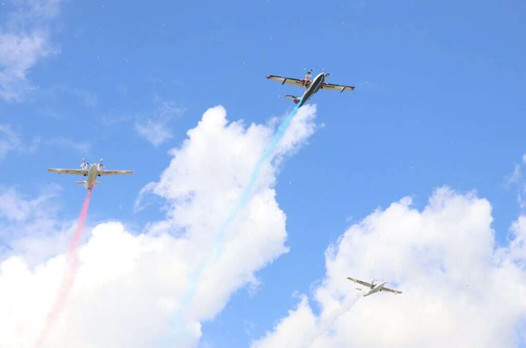 авиашоу самолет