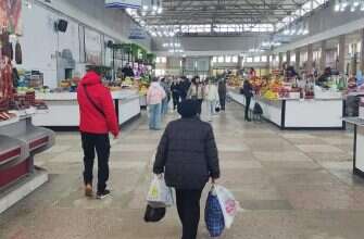 Центральный рынок внутри крытого рынка