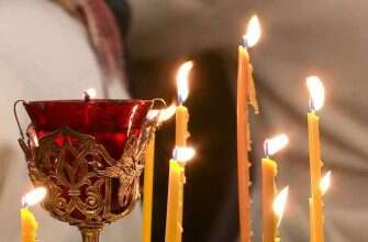 церковь свеча Рождество