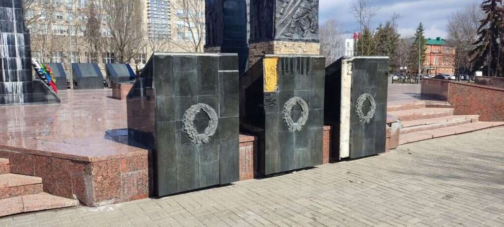 памятник Афганцам