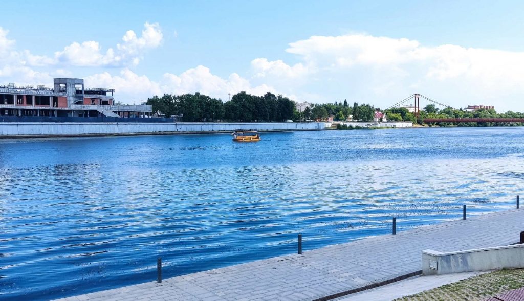 Сура Подвесной мост катер корабль