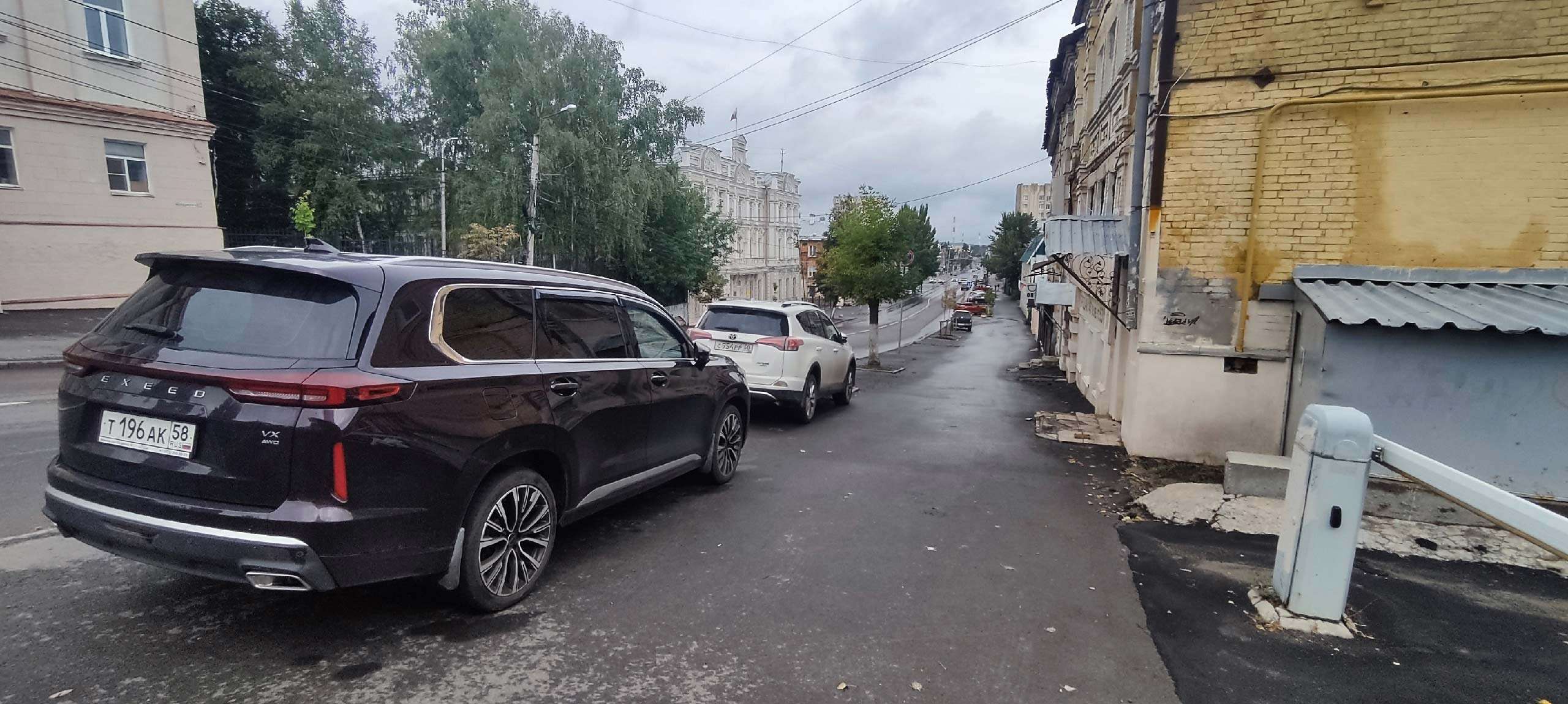 парковка тротуар
