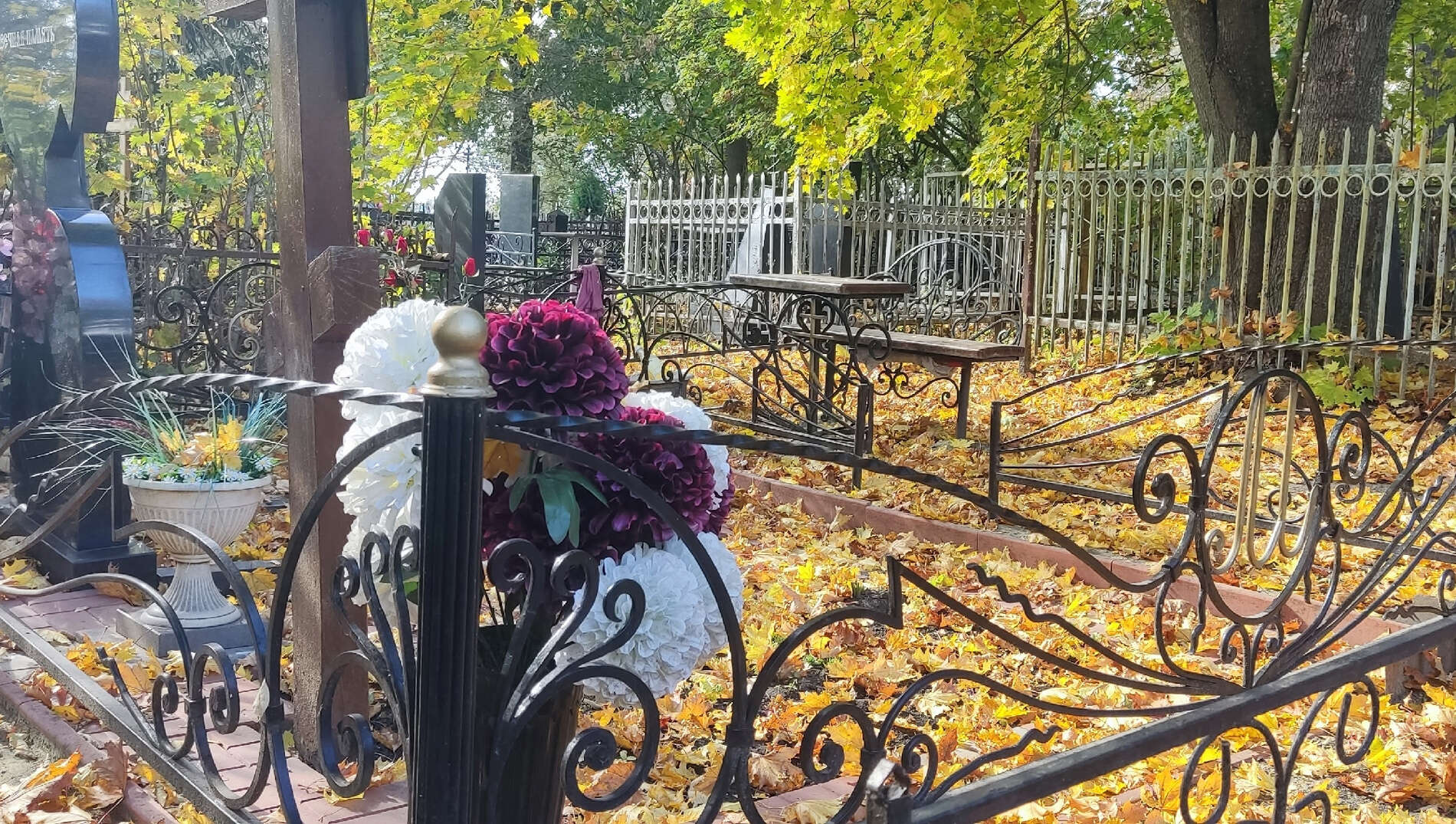 Кладбище в Грабово